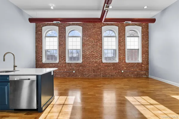 $585,000 | 200 School House Road, Unit 4E, Peekskill, NY 10566