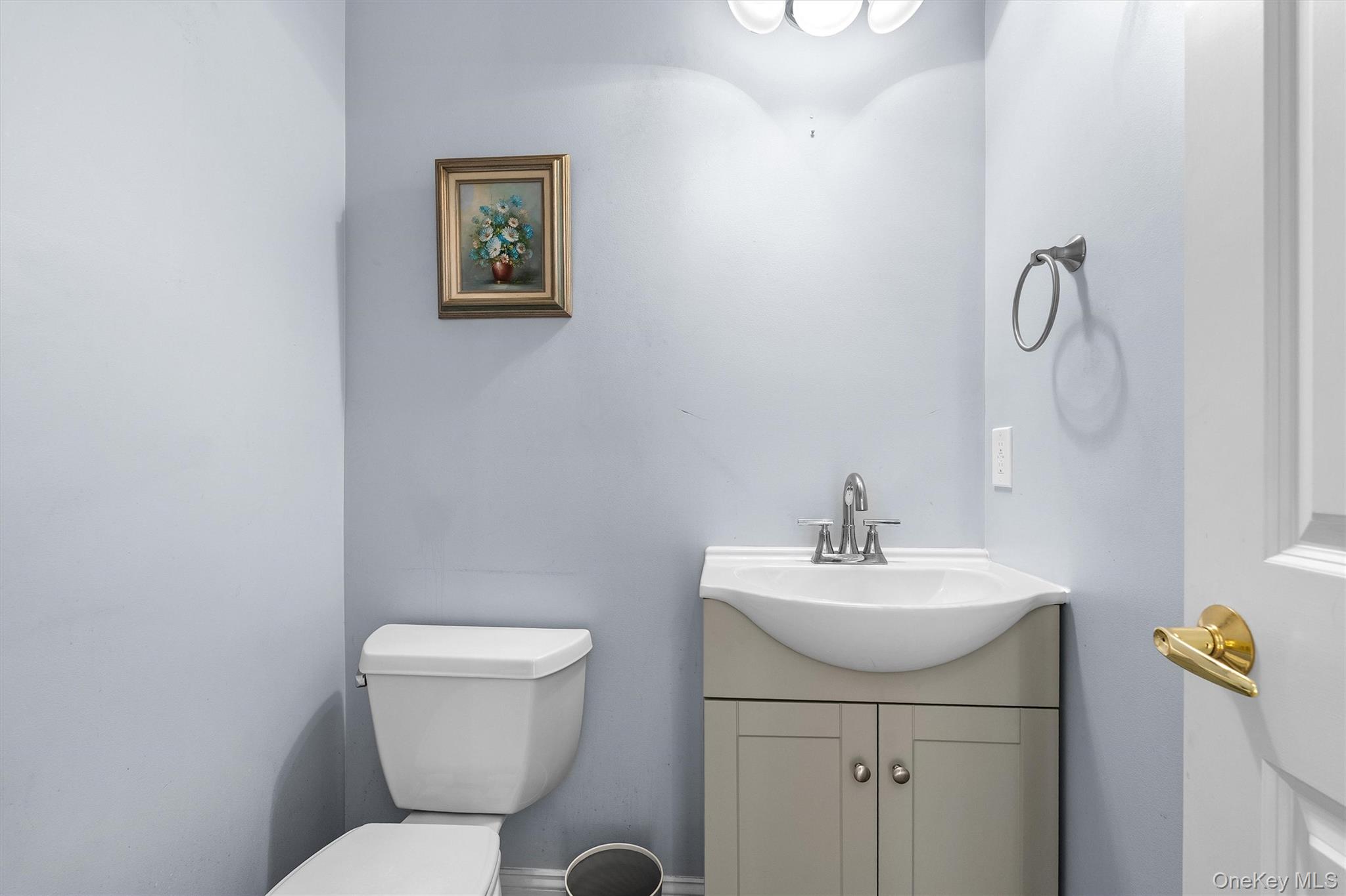 200 School House Road, Unit 4E Peekskill, NY 10566 - Photo 12 of 31 Powder Room