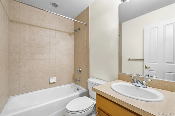 $585,000 | 200 School House Road, Unit 4E, Peekskill, NY 10566