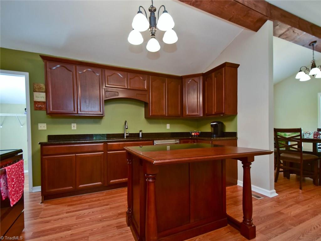 305 Penn Street Madison, NC 27025 - Photo 13 of 30