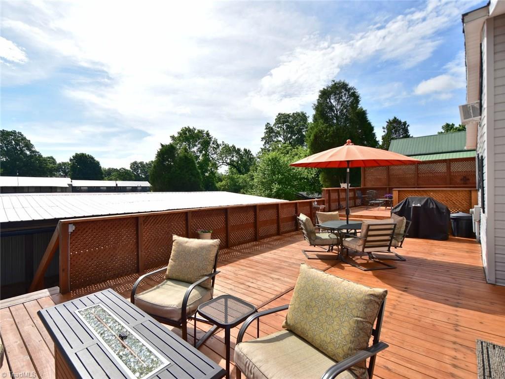 305 Penn Street Madison, NC 27025 - Photo 4 of 30