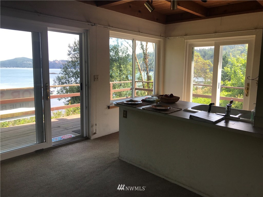 3297 Biz Point Road Anacortes, WA 98221 - Photo 14 of 21