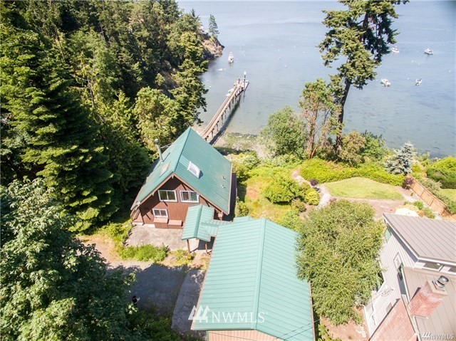3297 Biz Point Road Anacortes, WA 98221 - Photo 4 of 21