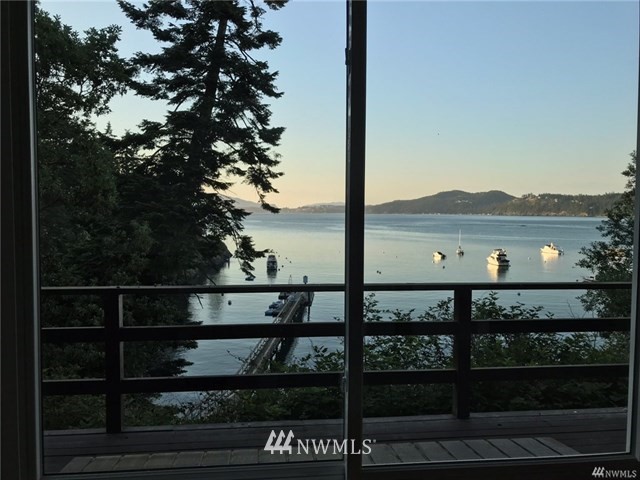 3297 Biz Point Road Anacortes, WA 98221 - Photo 10 of 21