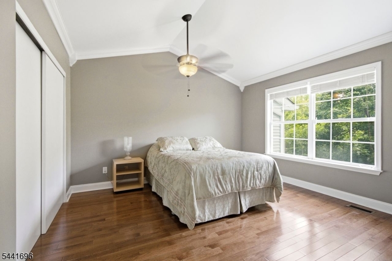 45 Weatherhill Road Hamburg, NJ 07419 - Photo 14 of 25