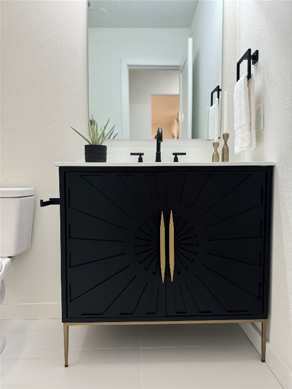 5013 Cana Cove, Unit A Austin, TX 78749 - Photo 21 of 28 a bathroom with a sink and a mirror