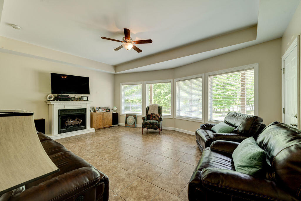 924 Black Bass Road Cohutta, GA 30710 - Photo 28 of 62 Living Room DOwnstairs