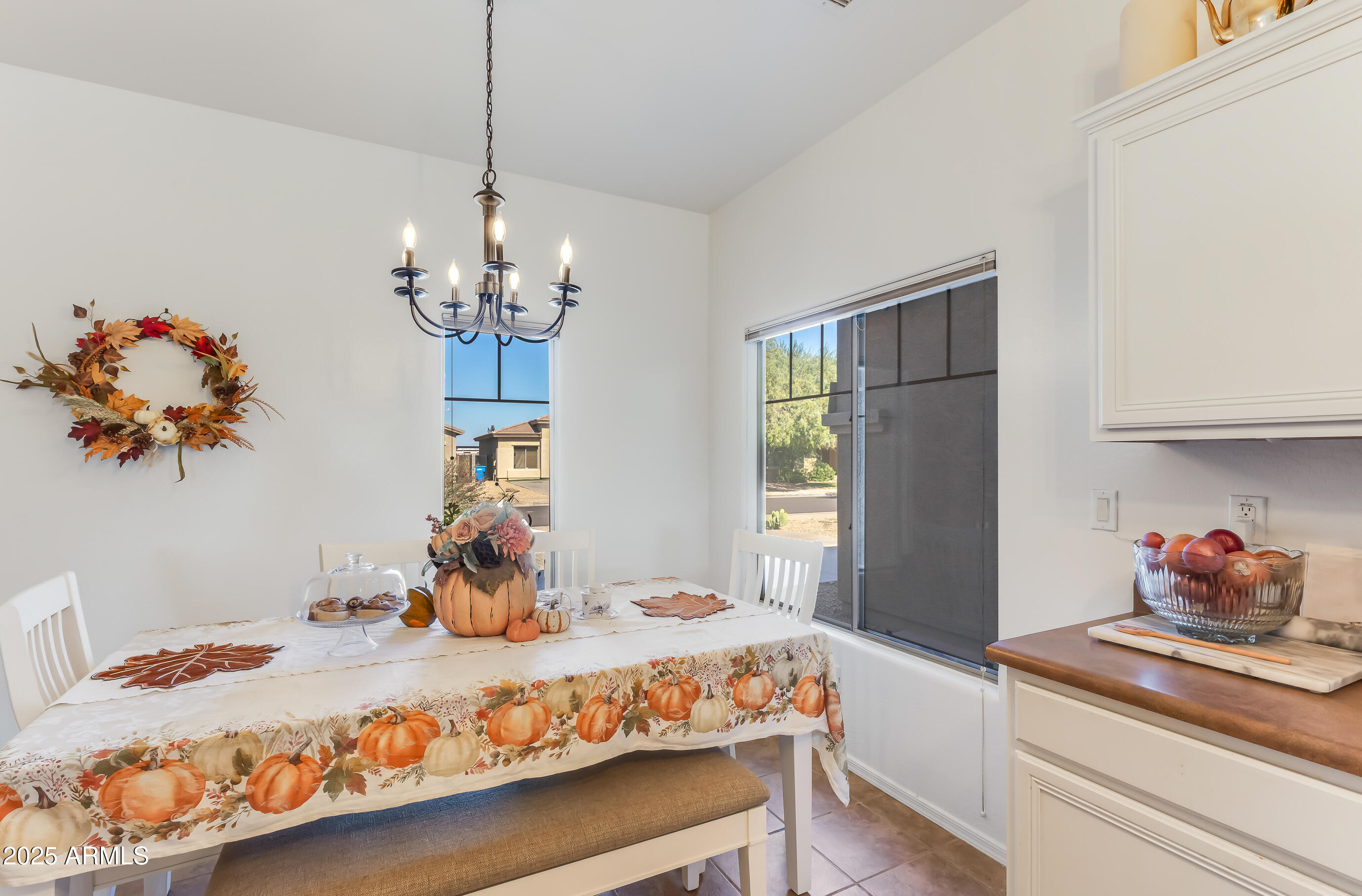 5129 West Grenadine Road Laveen, AZ 85339 - Photo 4 of 22 Kitchen Nook