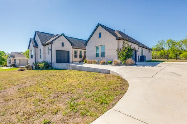 $748,990 | 158 Double Eagle Ranch Drive, Cedar Creek, TX 78612