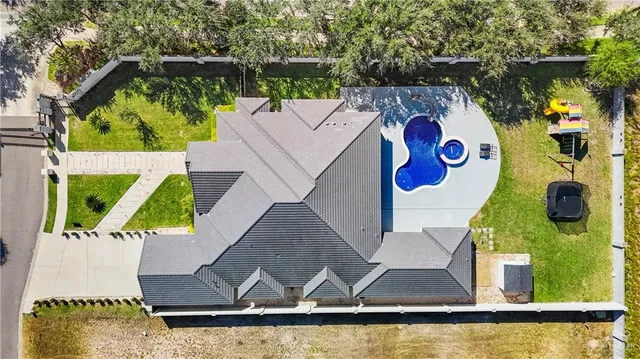 $934,000 | 1208 Travis Street, Mission, TX 78572