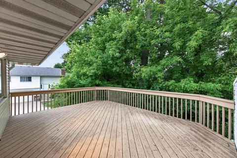 $235,000 | 12206 Oak Leaf Circle, Burnsville, MN 55337