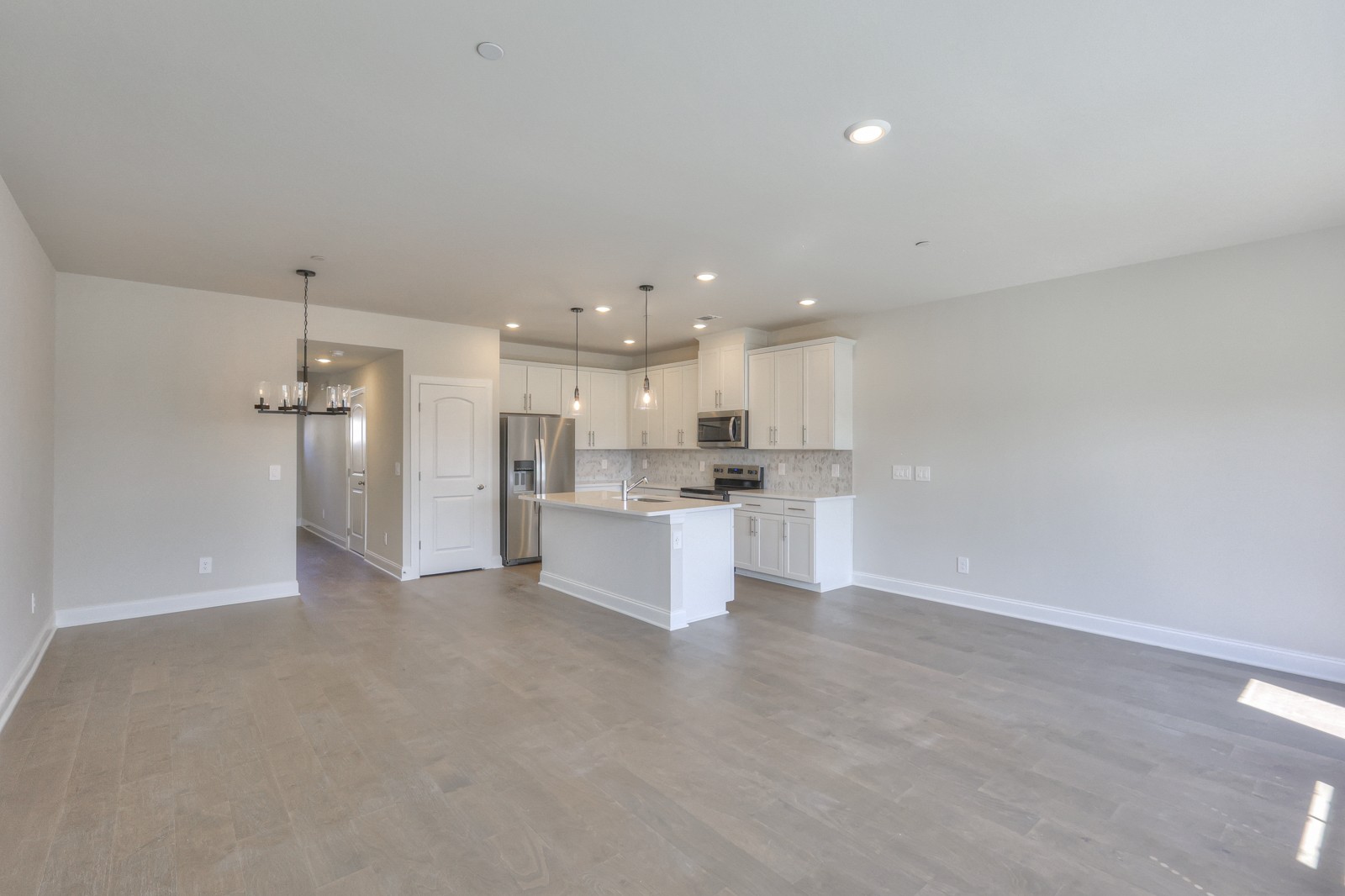 204 Douglas Bend Road, Unit 1802 Gallatin, TN 37066 - Photo 14 of 33 Gallery Image 14