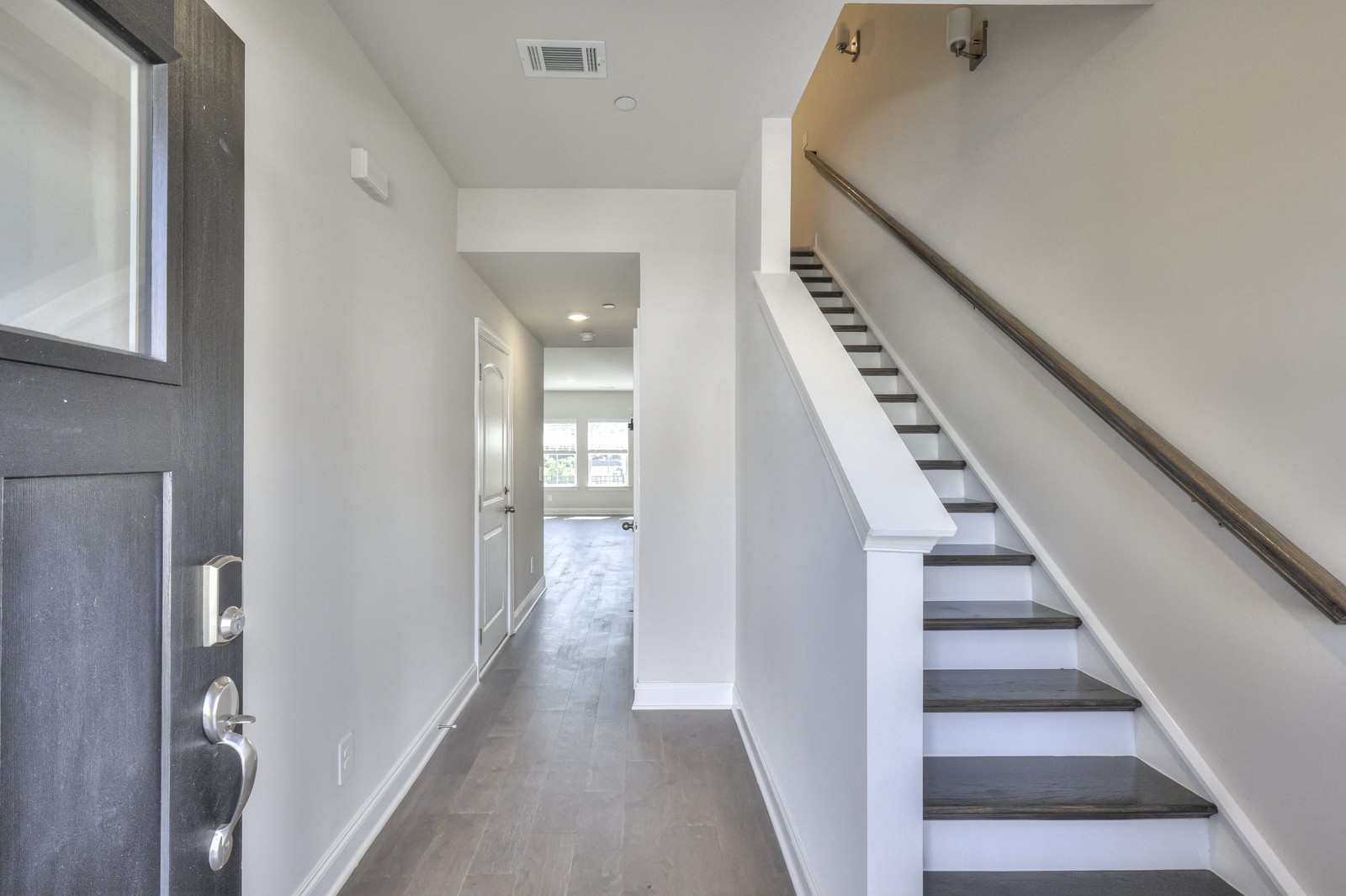 204 Douglas Bend Road, Unit 1802 Gallatin, TN 37066 - Photo 4 of 33 Gallery Image 4