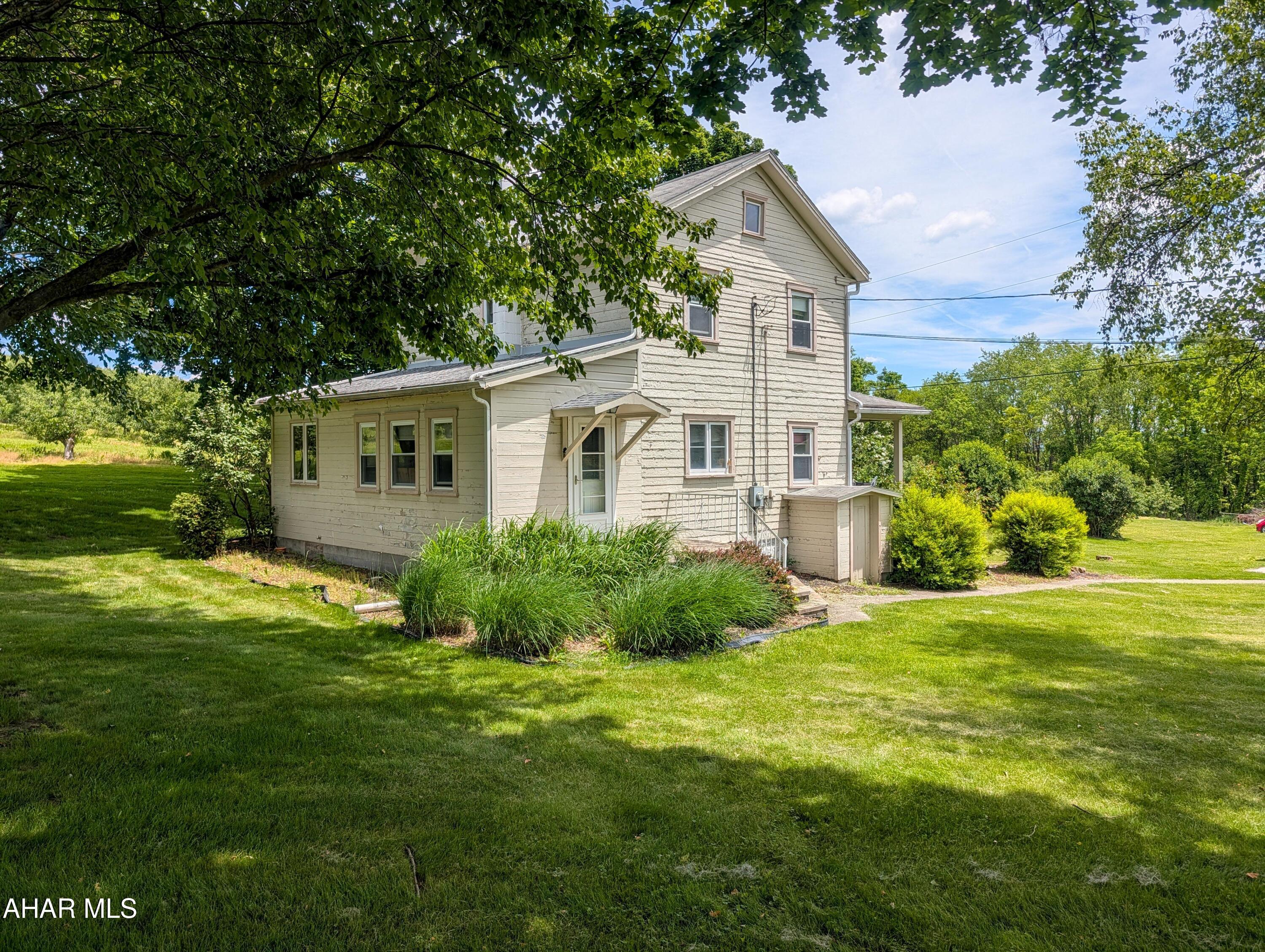 545 Orchard Road Schellsburg, PA 15559 - Photo 4 of 56