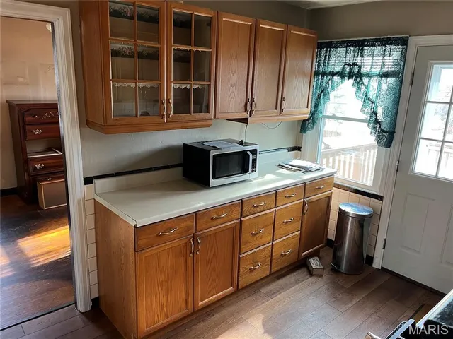 $159,900 | 8616 Belhaven Drive, St. John, MO 63114