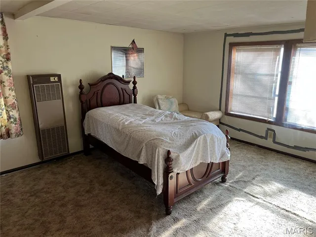 $159,900 | 8616 Belhaven Drive, St. John, MO 63114