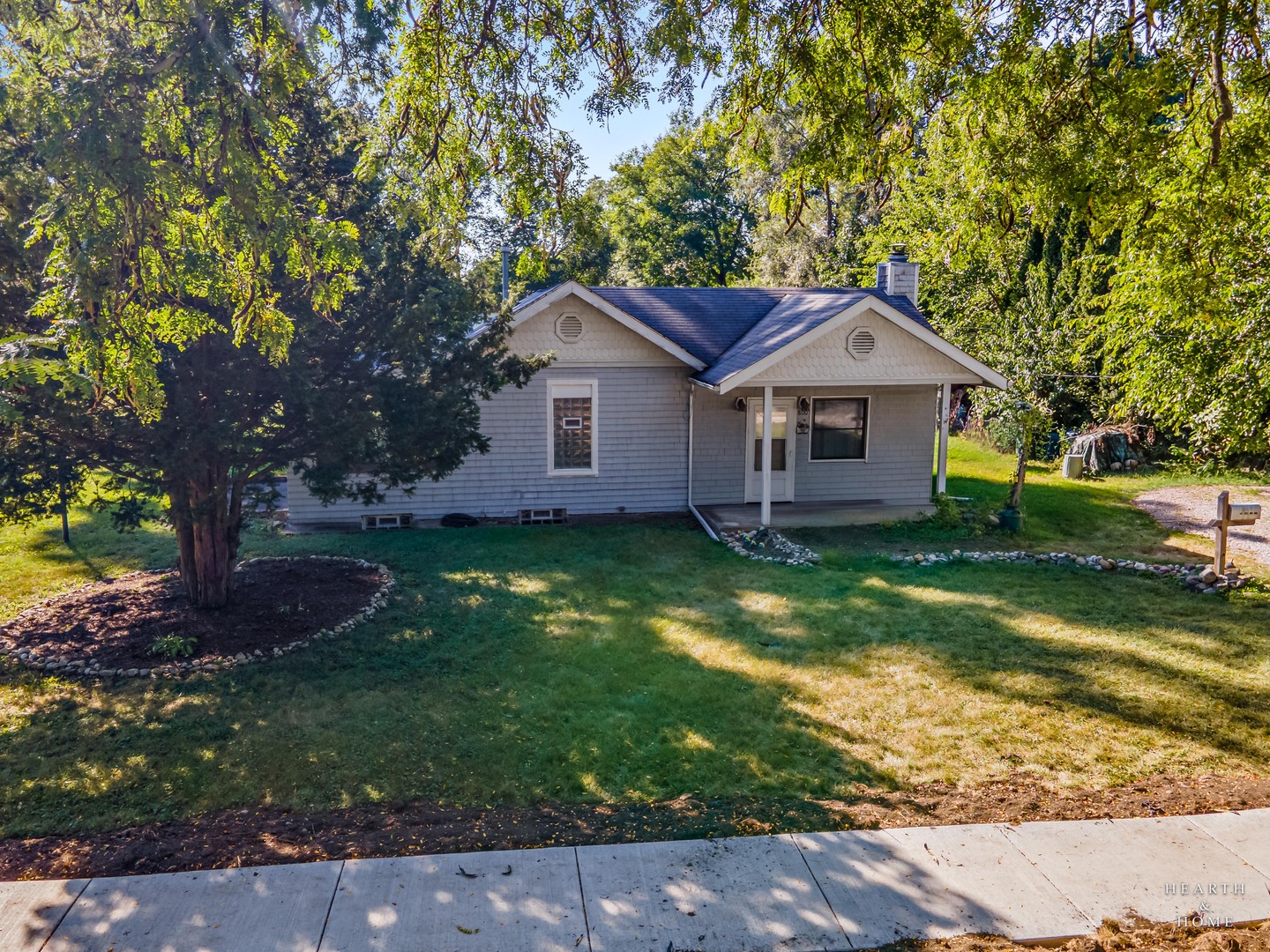 800 South River Road Fox River Grove, IL 60021 - Photo 1 of 30 Gallery Image 1