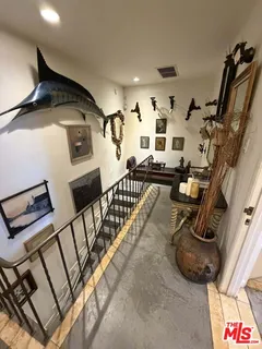 $18,000 | 2252 West Washington Boulevard, Los Angeles, CA 90018