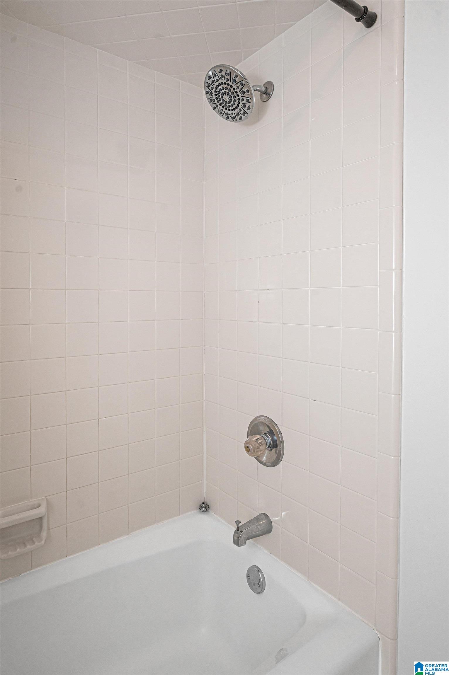 1917 River Woods Road Birmingham, AL 35244 - Photo 31 of 48 Gallery Image 31