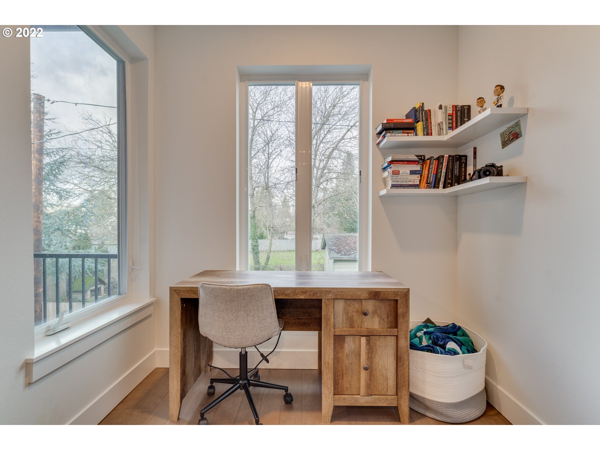 4209 Southeast 80th Avenue Portland, OR 97206 - Photo 6 of 32 a view of a dining room with furniture window and outside view