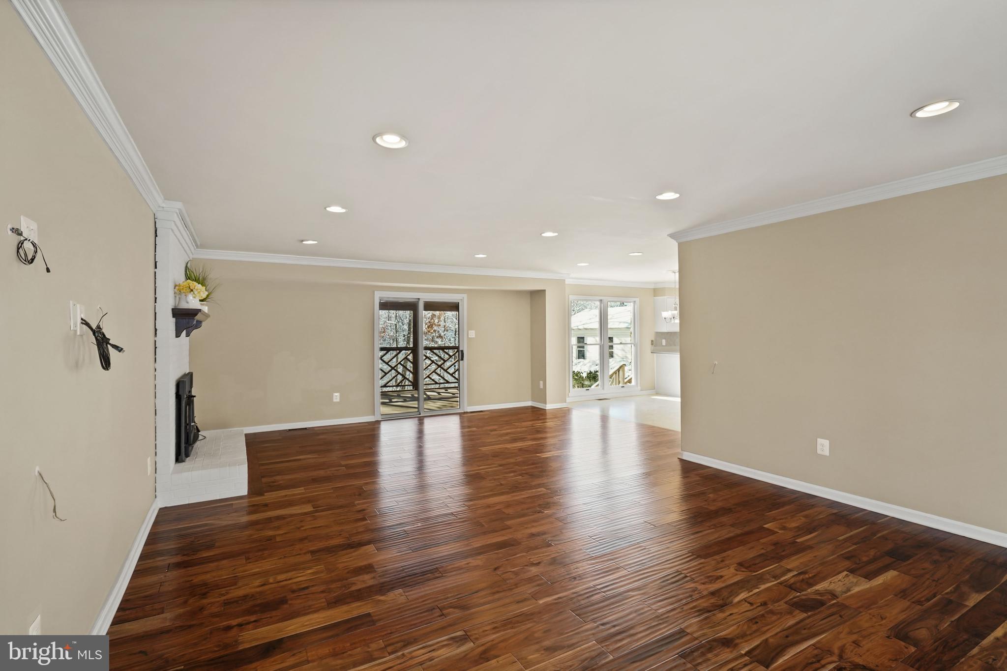 17 Cedar Drive Sterling, VA 20164 - Photo 11 of 49