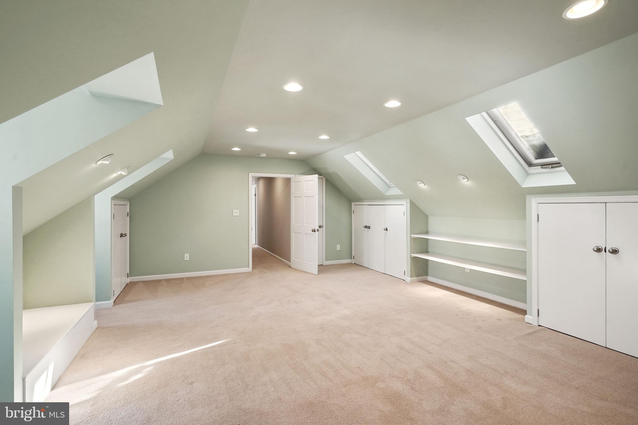 17 Cedar Drive Sterling, VA 20164 - Photo 15 of 49 bonus area 2nd level