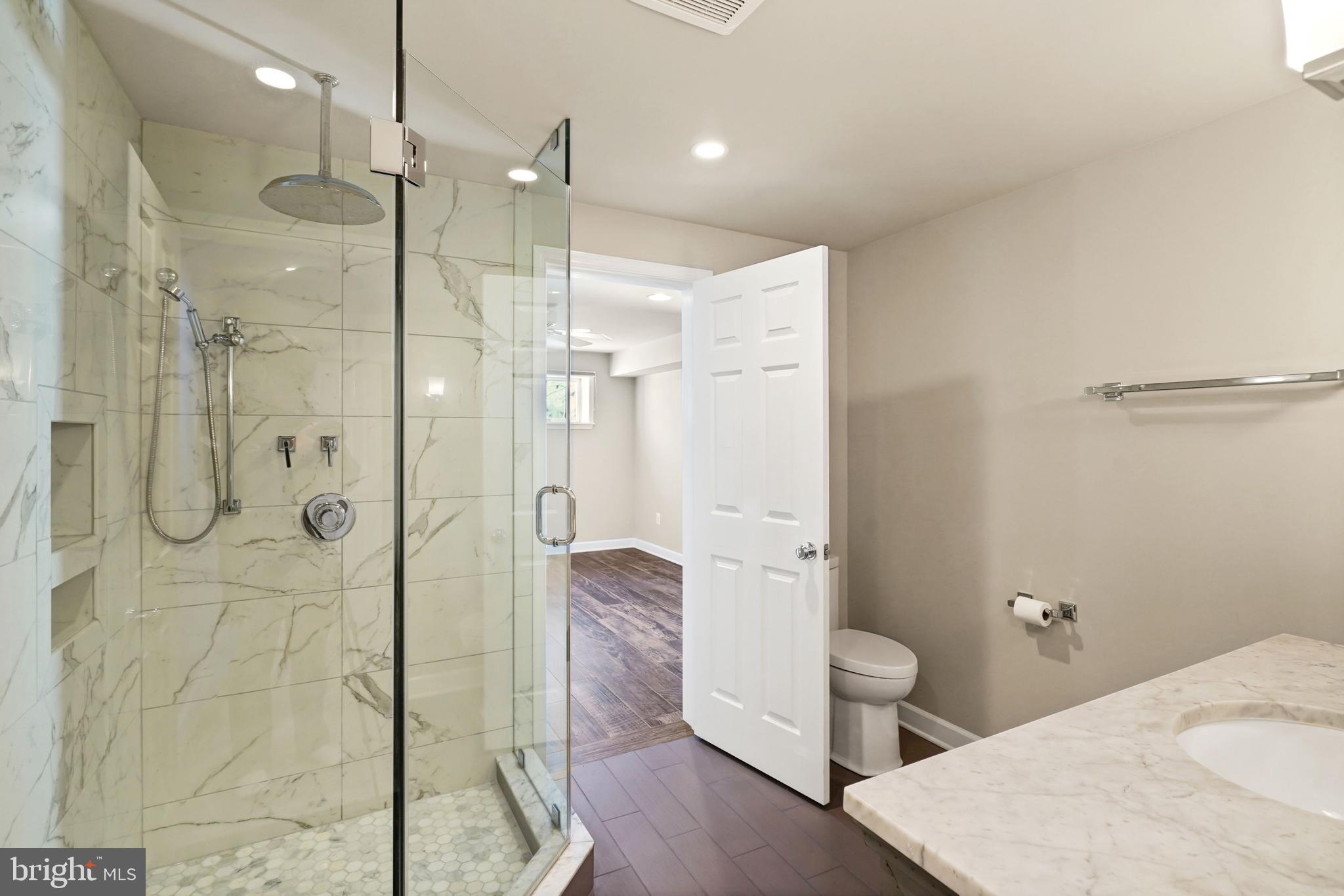 17 Cedar Drive Sterling, VA 20164 - Photo 29 of 49