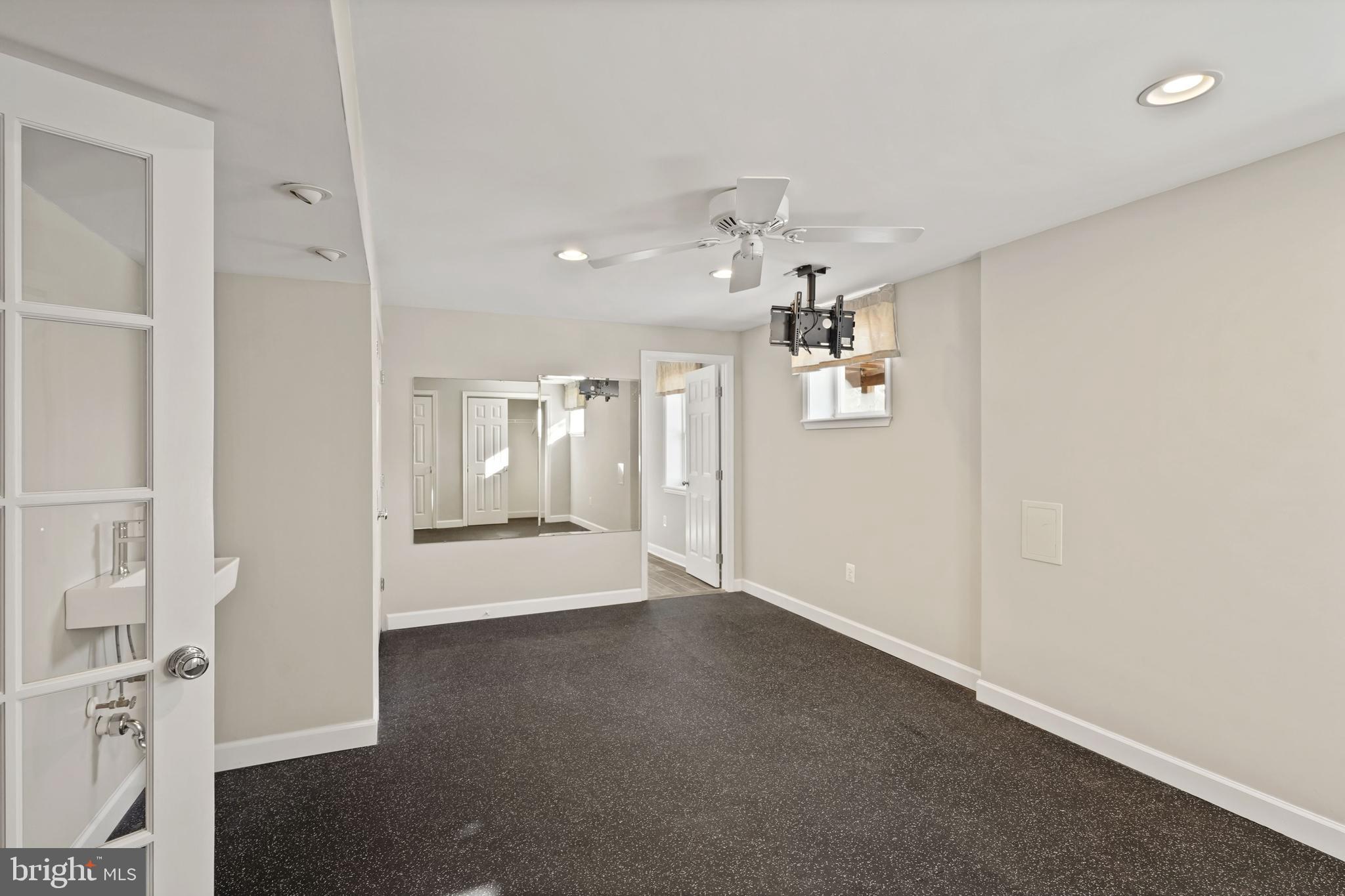 17 Cedar Drive Sterling, VA 20164 - Photo 30 of 49 gym