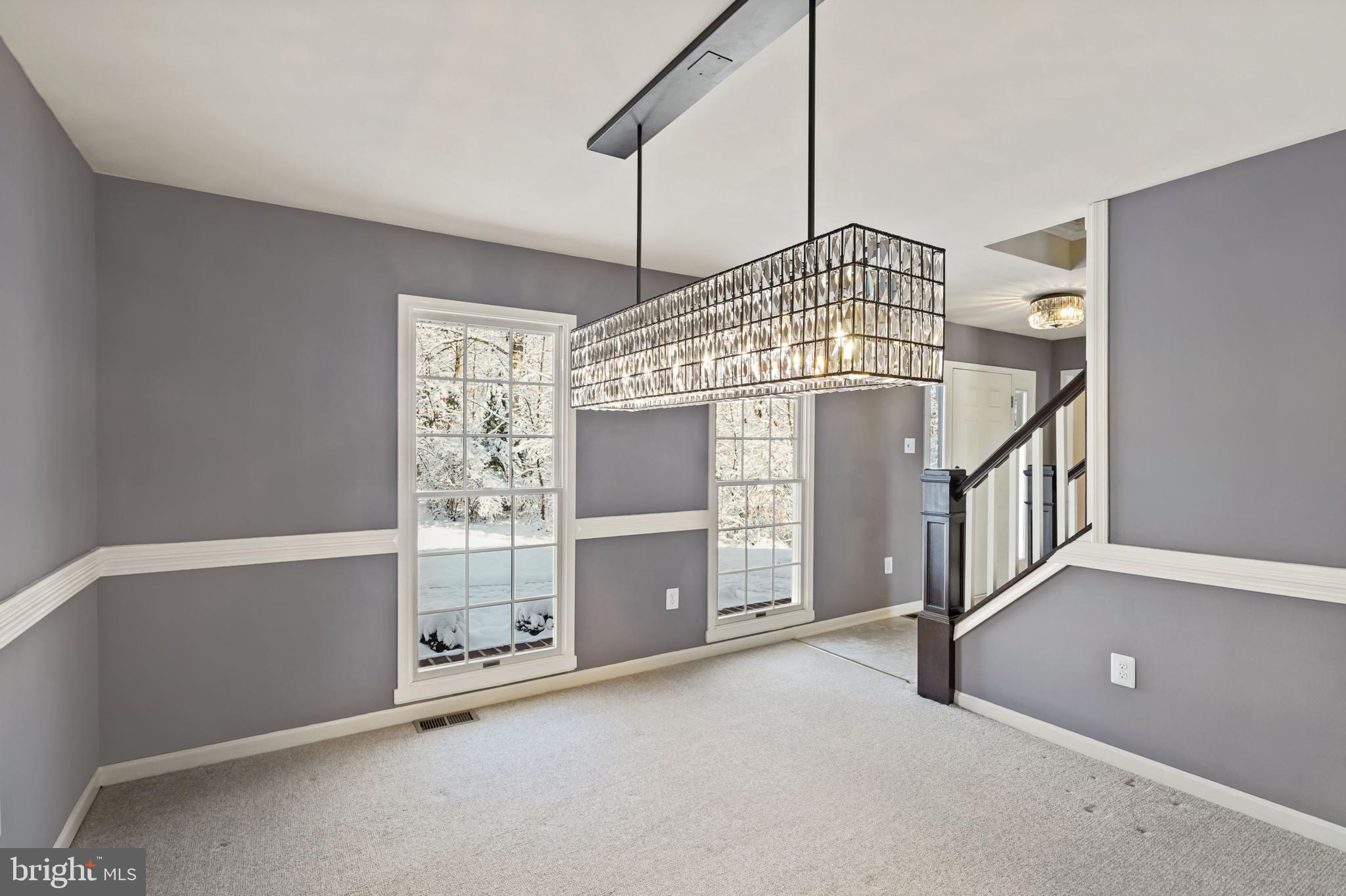 17 Cedar Drive Sterling, VA 20164 - Photo 6 of 49 dining room with upgraded lighting