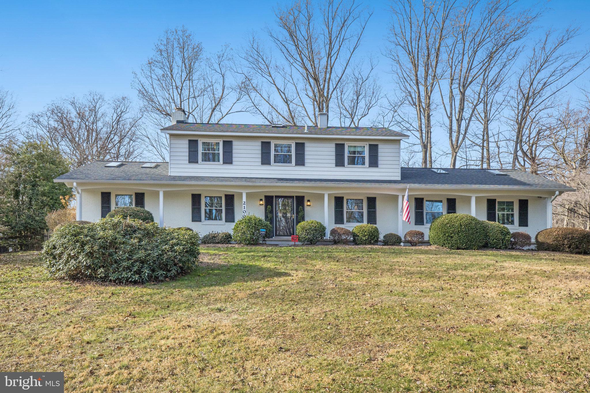 Stunning Front of Home!  Come in!