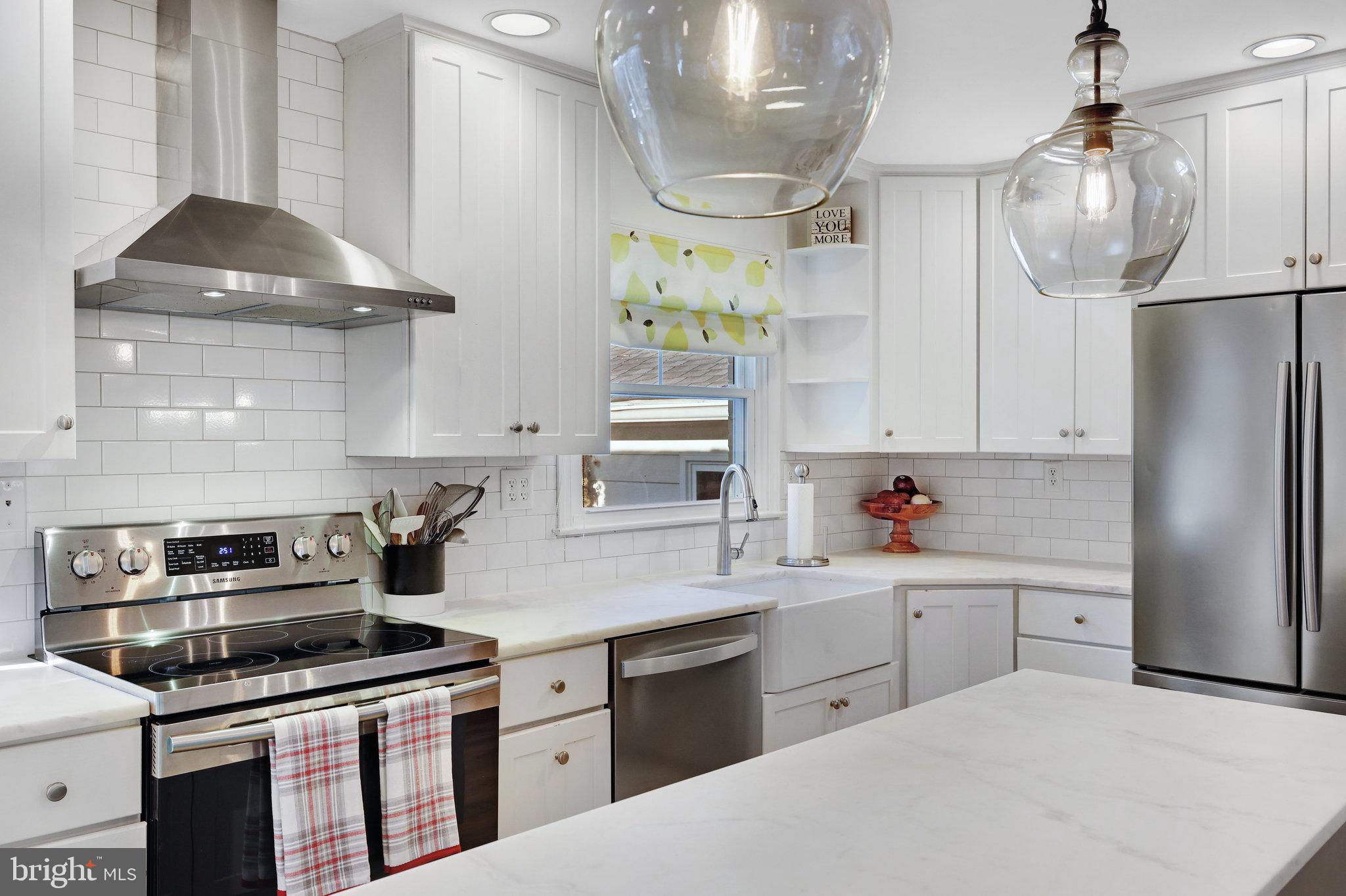 2100 Post Road Vienna, VA 22181 - Photo 25 of 72 Marble Top Island