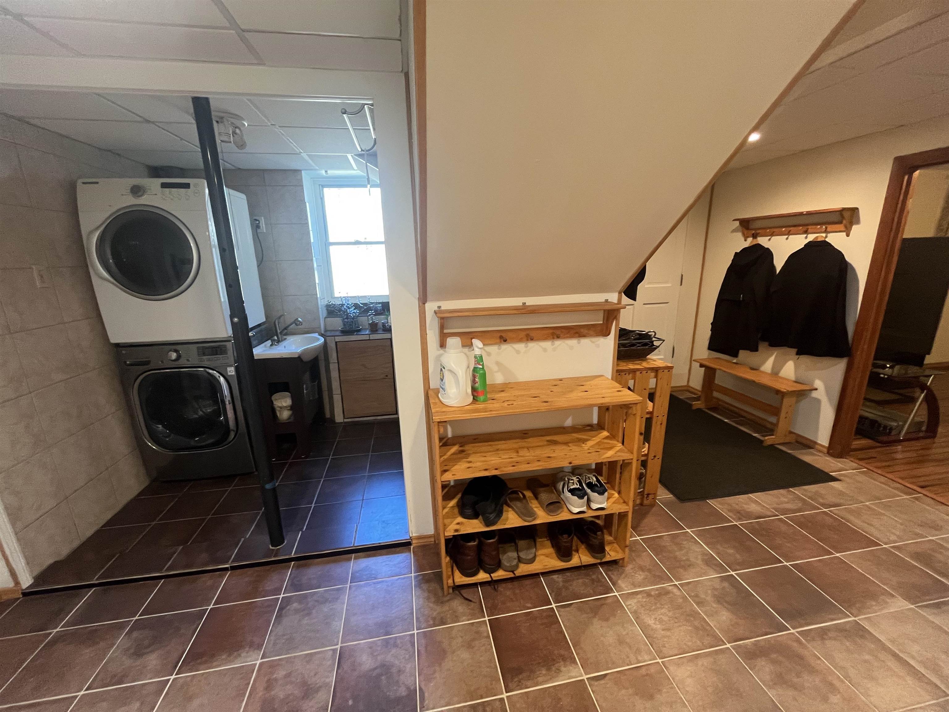 2 Tinker Road Merrimack, NH 03054 - Photo 27 of 31
