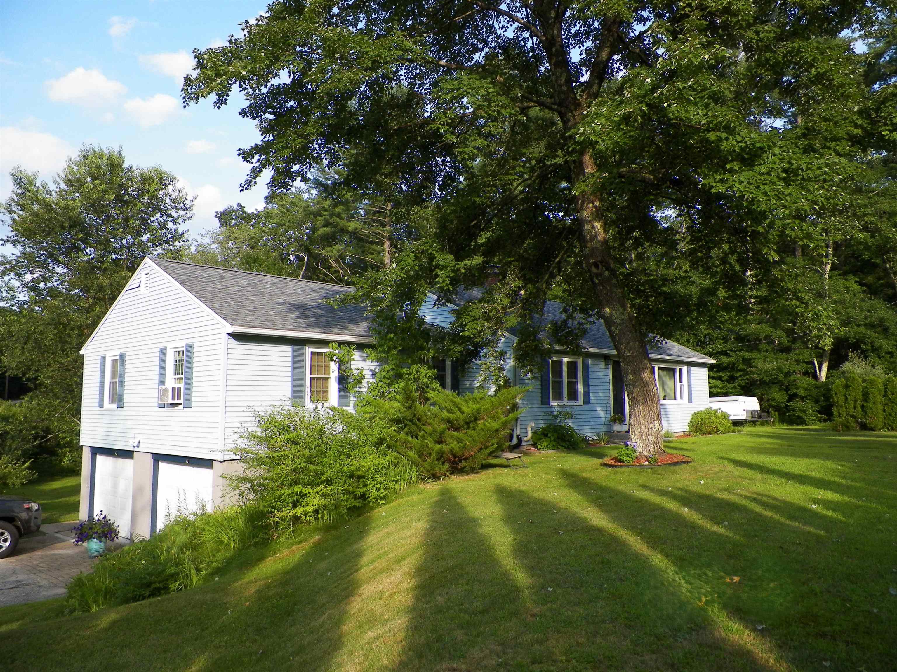 2 Tinker Road Merrimack, NH 03054 - Photo 4 of 31