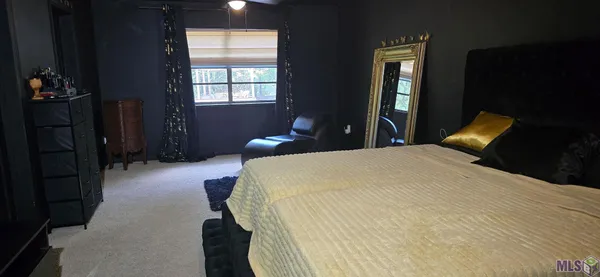 $305,000 | 8413 Fairway Drive, Pineville, LA 71360