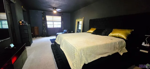 $305,000 | 8413 Fairway Drive, Pineville, LA 71360