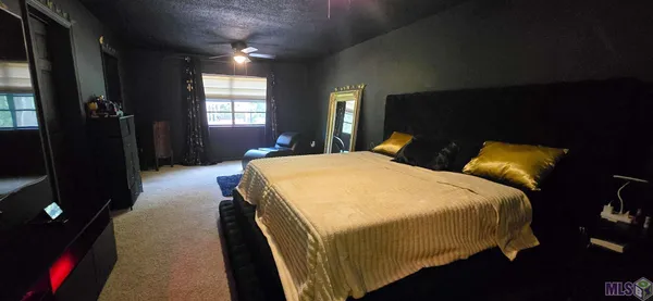 $305,000 | 8413 Fairway Drive, Pineville, LA 71360