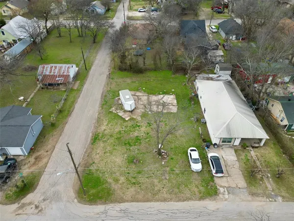 $69,900 | 1101 North Border Street, Cleburne, TX 76031
