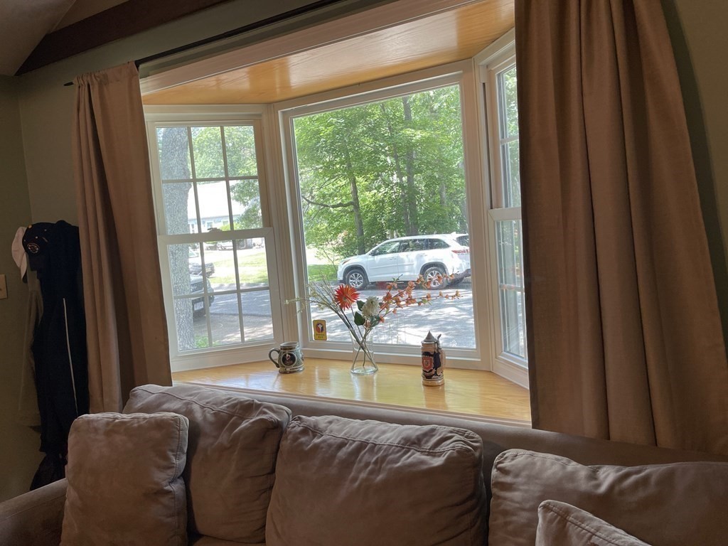 44 2nd Road Marlborough, MA 01752 - Photo 7 of 31 Gallery Image 7