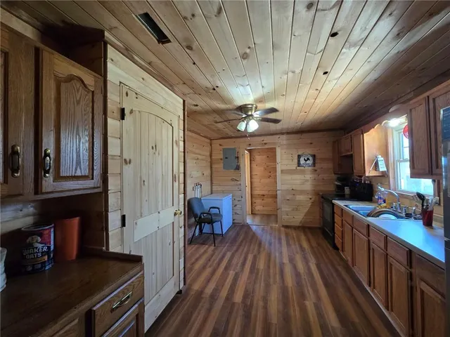 $169,900 | 501 South Gulf Street, Humansville, MO 65674