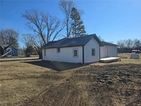 $159,500 | 501 South Gulf Street, Humansville, MO 65674