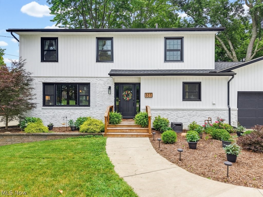 501 Merriman Road Akron, OH 44303 - Photo 4 of 48