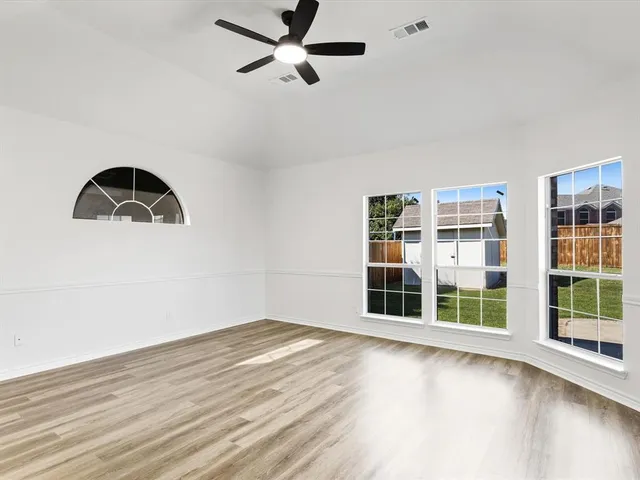 $529,900 | 9014 Hogan Drive, Rowlett, TX 75089