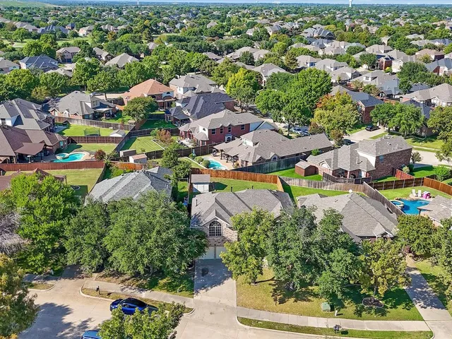 $529,900 | 9014 Hogan Drive, Rowlett, TX 75089