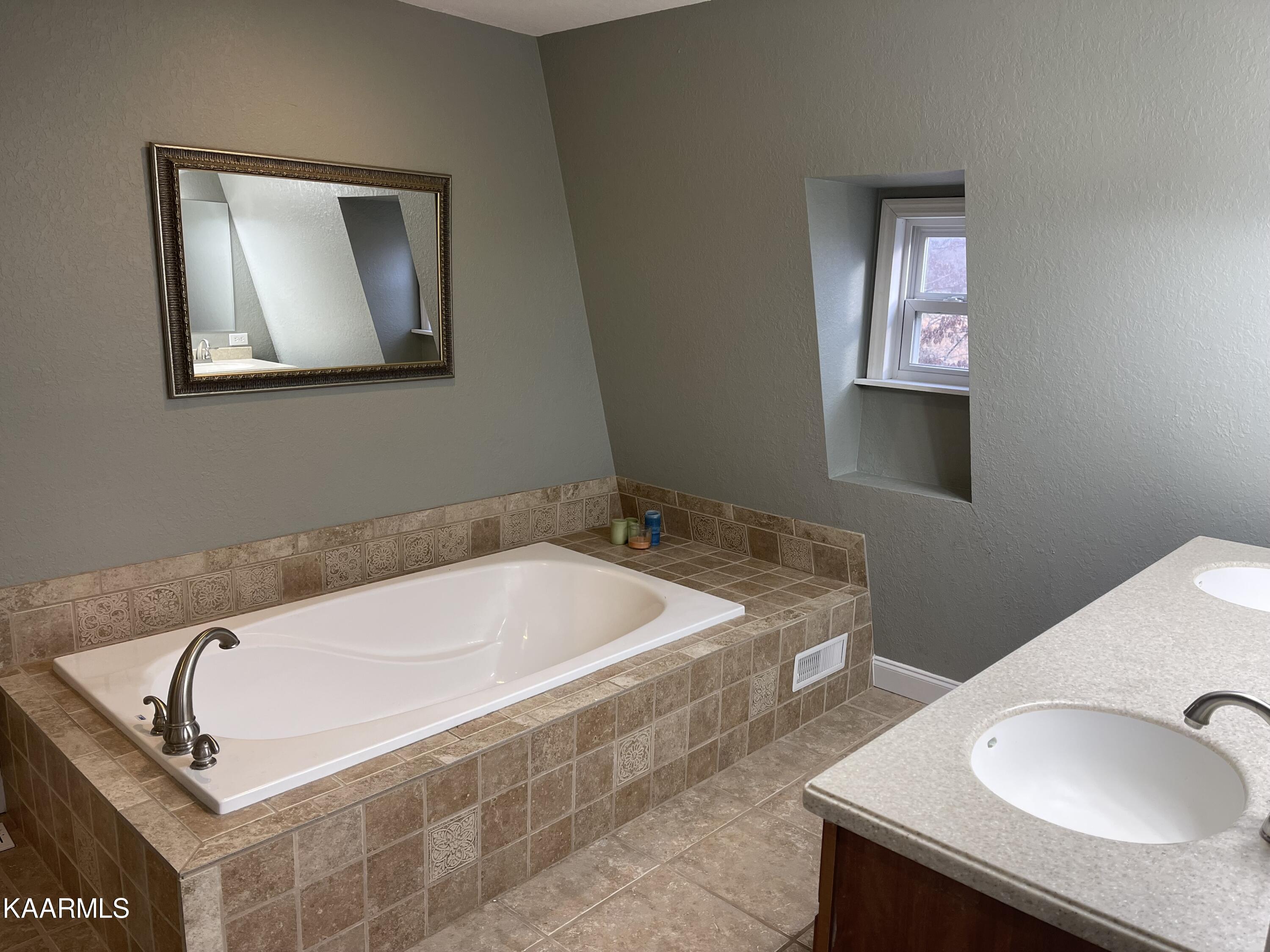 123 Howard Road Loudon, TN 37774 - Photo 17 of 20 IMG-6165