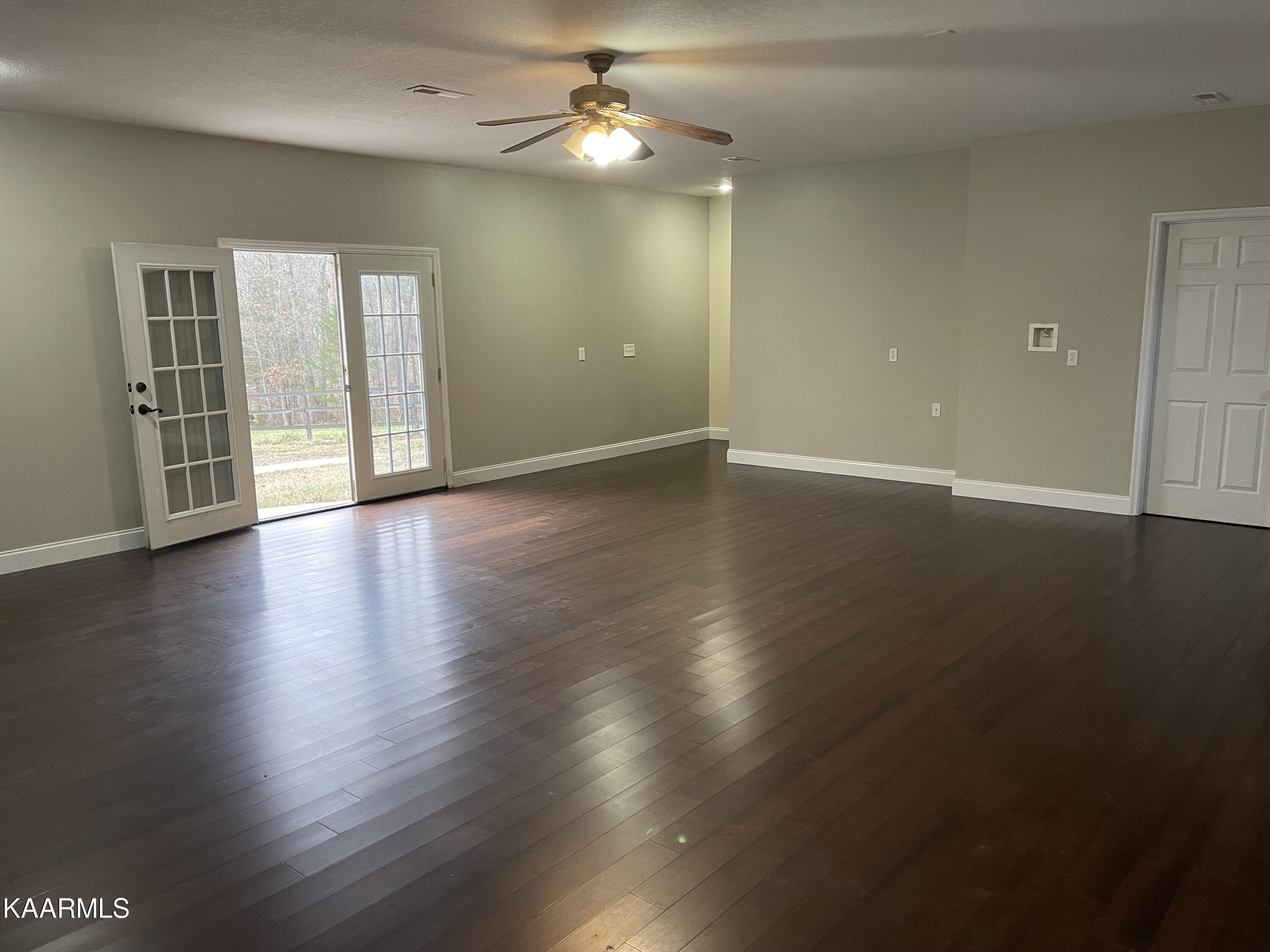123 Howard Road Loudon, TN 37774 - Photo 10 of 20 IMG-6150