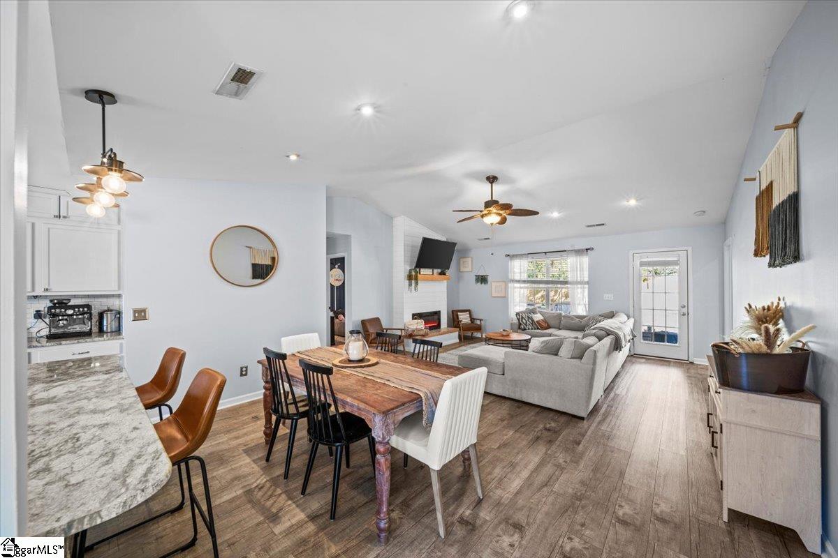 420 Peach Grove Place Mauldin, SC 29662 - Photo 3 of 27