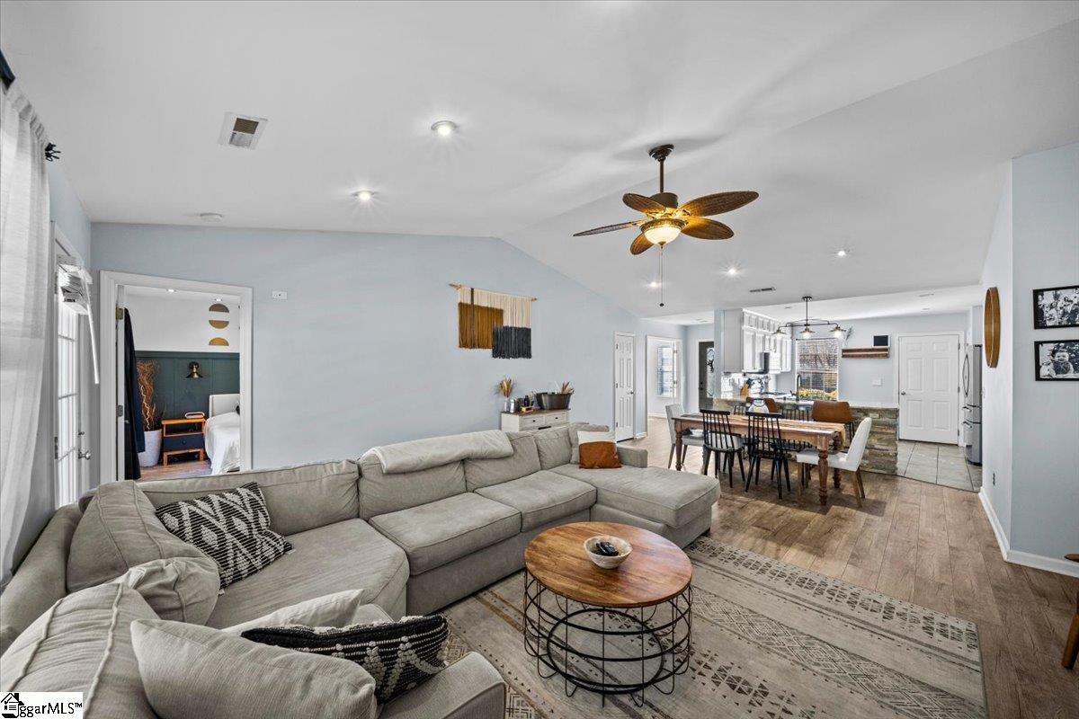 420 Peach Grove Place Mauldin, SC 29662 - Photo 7 of 27