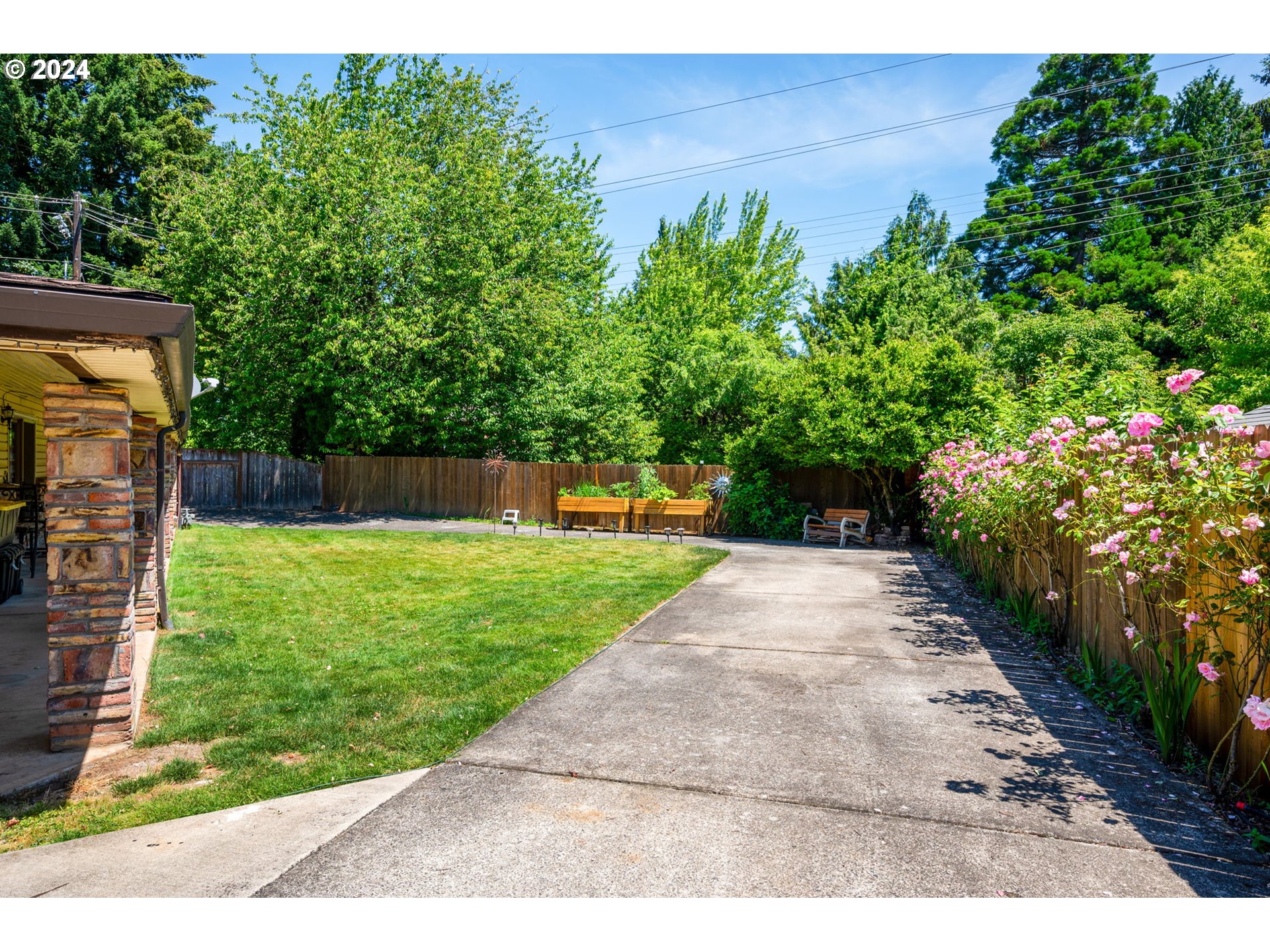 3608 Northwest McCann Road Vancouver, WA 98685 - Photo 38 of 47 a view of a back yard