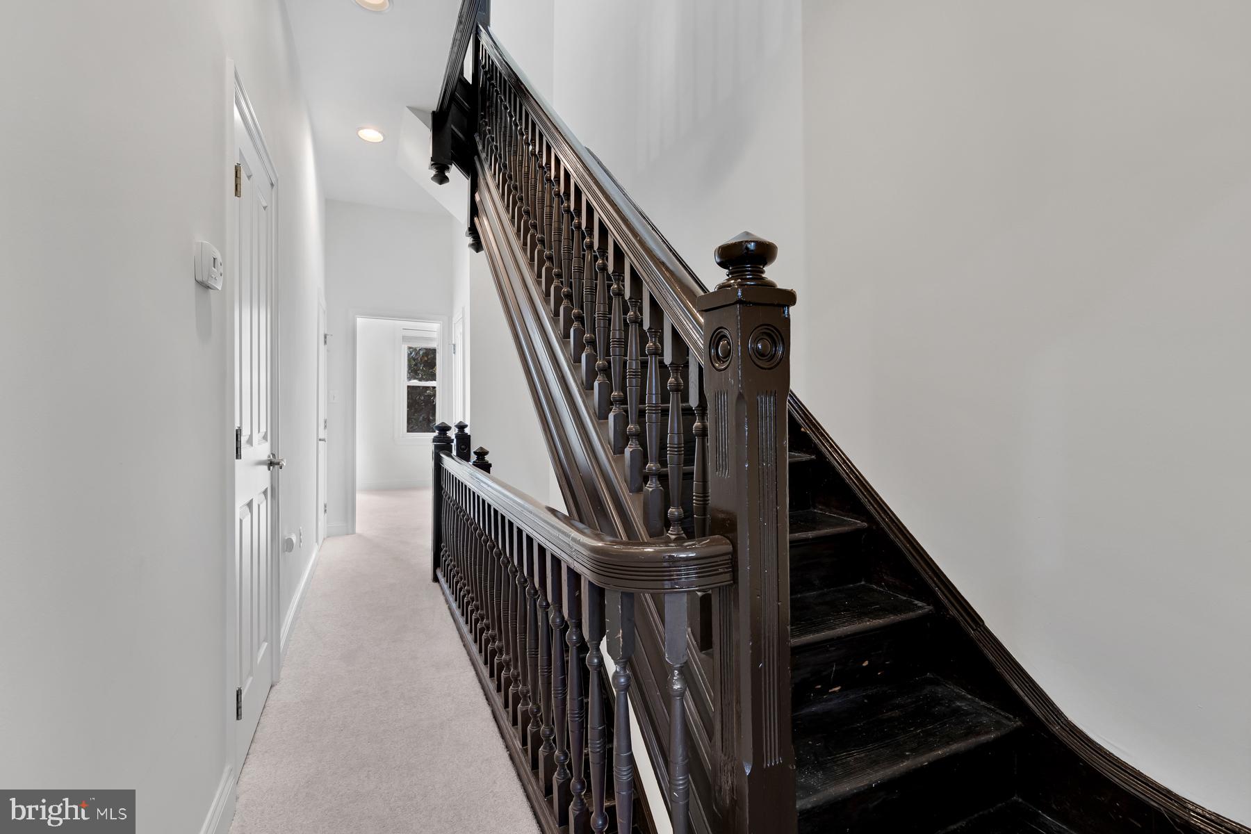 1926 Mt Royal Terrace Baltimore, MD 21217 - Photo 16 of 34 hallways