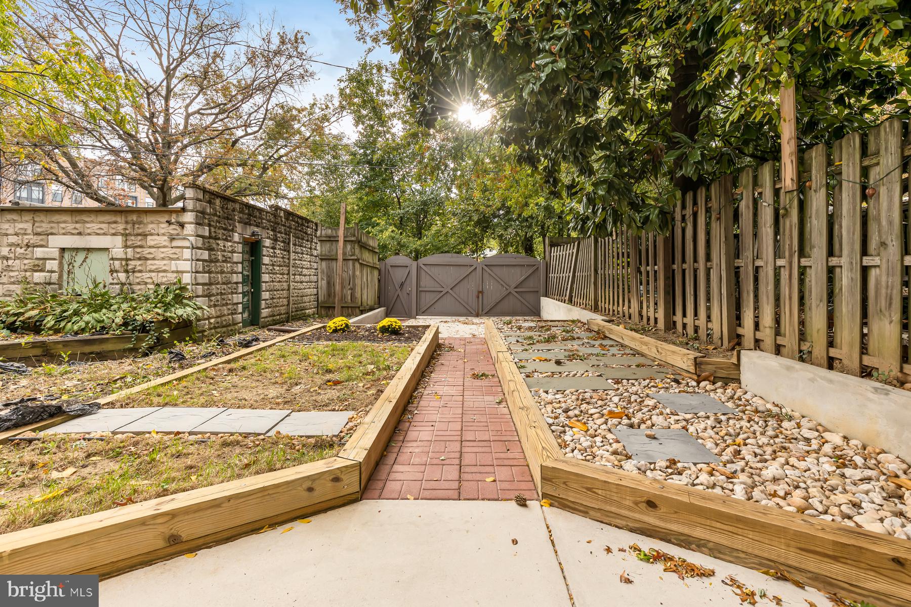 1926 Mt Royal Terrace Baltimore, MD 21217 - Photo 31 of 34 back patio and parking